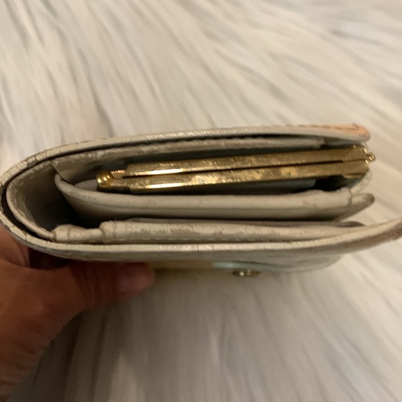 LV Kisslock Wallet code (M10036) - Picture 4 of 11